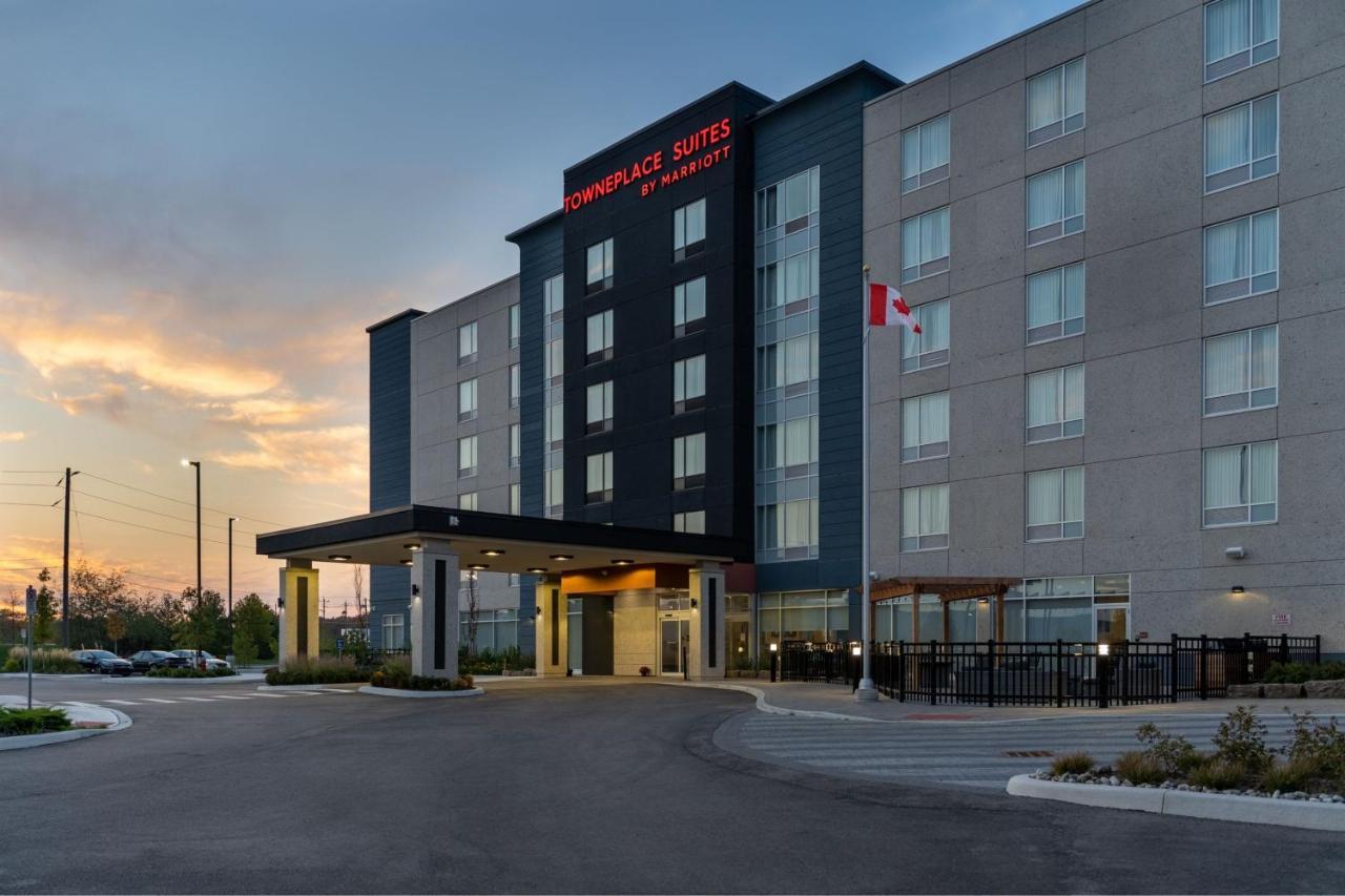 Towneplace Suites By Marriott Brantford And Conference Centre Екстер'єр фото